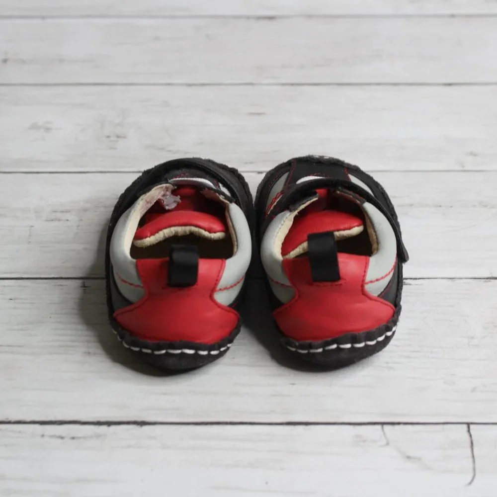 See Kai Run Baby Boy Leather Crib Shoes Size 9 12 Months Red Black Gray
